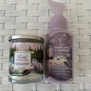 Bath & Body Works Snowflakes & Cashmere Foaming Hand Soap - Lavender